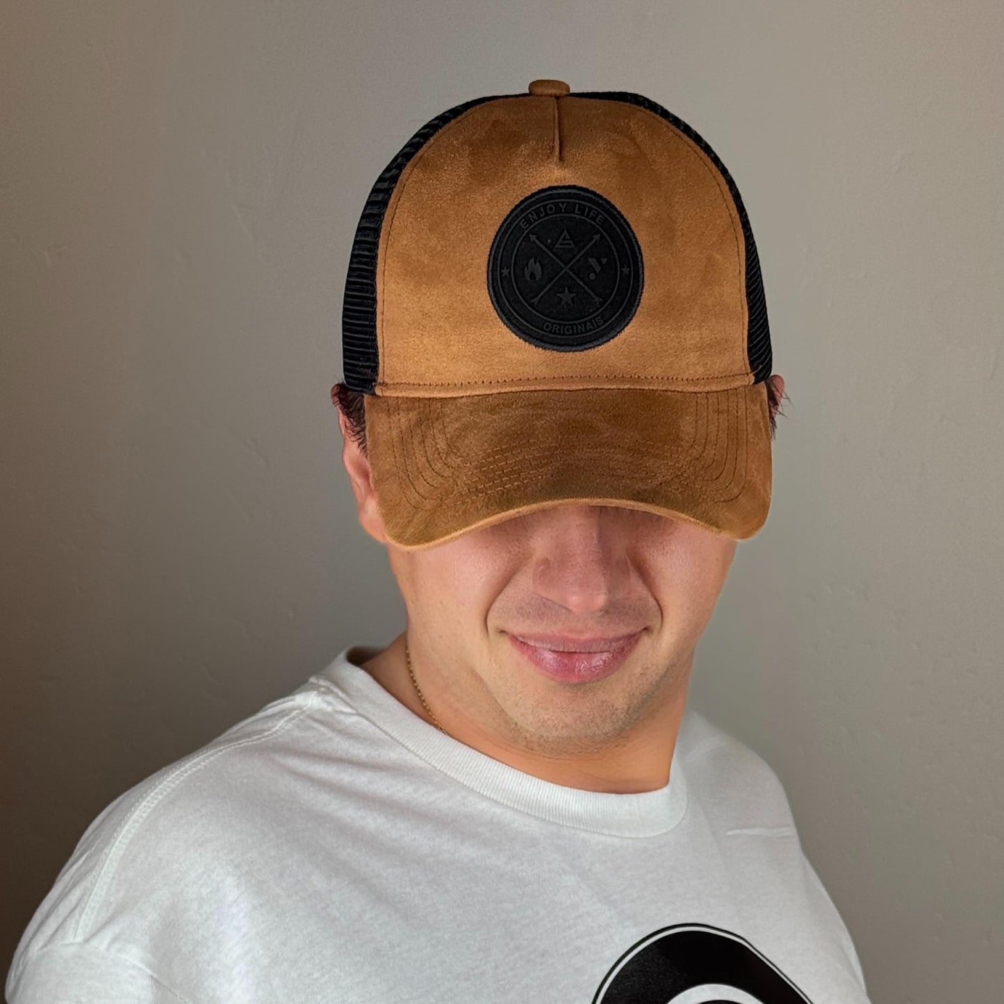 Premium Trucker Hat – Mesh Baseball Cap | Adjustable Eco-Friendly Suede Snapback Mesh Cap | Vintage Hat for Men & Women