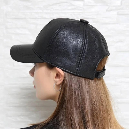 Premium Real Leather Baseball Cap – Adjustable Vintage Hat for Men & Women – Classic 6-Panel Design, Soft Genuine Leather