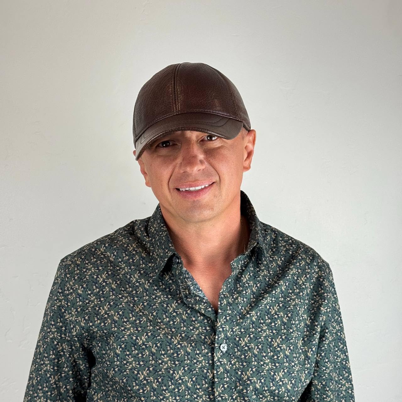 Lukkizara Genuine Leather Unisex Baseball Cap - 100% Lambskin Leather Adjustable Dad Hat