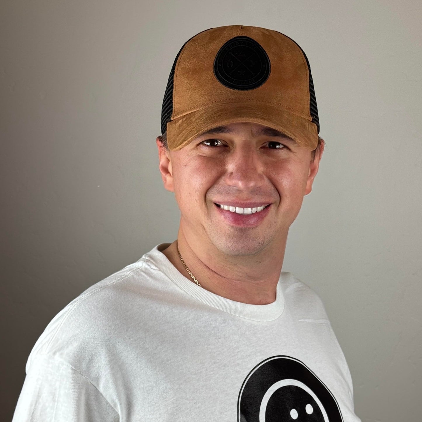 Premium Trucker Hat – Mesh Baseball Cap | Adjustable Eco-Friendly Suede Snapback Mesh Cap | Vintage Hat for Men & Women